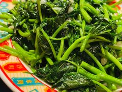-邹开喜·小海鲜醉鸡煲·潮汕鲜切牛肉店(襄阳北路店)
