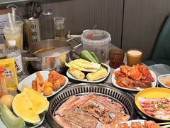 -金滏山·烤肉海鲜火锅自助(襄阳万达店)