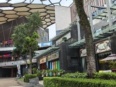 -观澜湖新城运动奥莱区