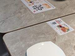 -必胜客(航洋国际店)
