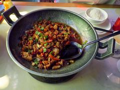 三年剁椒肉炒肉-味上湘菜馆(岳麓山店)