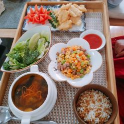 -东方幸福国际母婴月子会所(沙湾公园店)