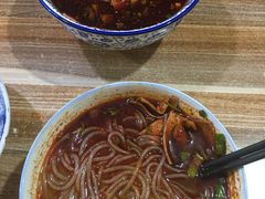 -老字号杨坡红油米线腊汁肉夹馍(东四道巷店)