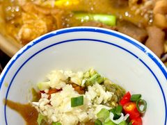 -沙胆彪炭炉牛杂煲(上海日月光广场店)