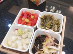 -香山湖家家宴(中山陵店)
