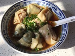 半菜半肉-古徽州馄饨店(宝安路店)