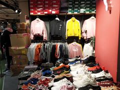 -五环Outlets(高新工厂店)