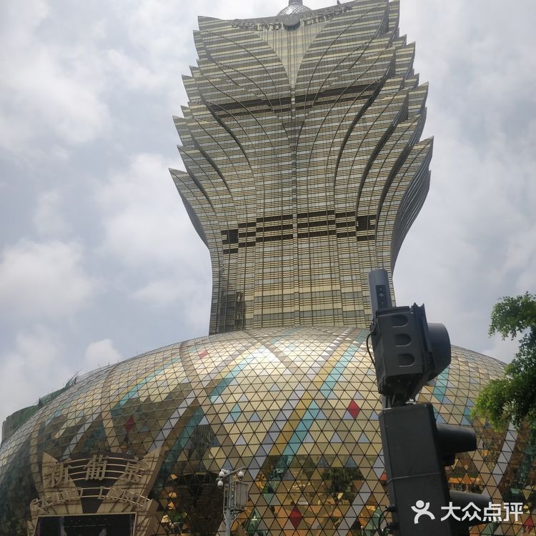 沿着大皇宫里面可以到车站