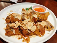 -蝴蝶里·粤菜·点心(龙湖天街&滨江店)