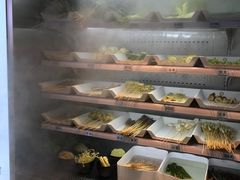 自助取餐区-屋头串串(龙潭寺店)