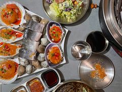-围炉肉舍丹东海鲜烤肉·烤活鳗(步行街店)