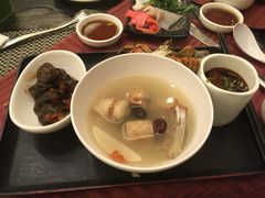 -东方红海鲜百汇(国际大厦店)