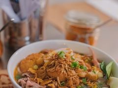 -Cô Thành Restaurant