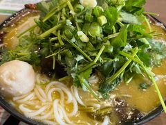 酸菜鱼小锅米线-肥汁米蘭香港米线(定西路店)