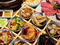 -明洞阿姨·韩式酱蟹烤肉·创意料理(三元桥店)