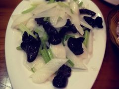 -山沟沟炒鸡(颐灏·海怡名都店)