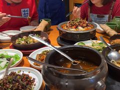 -云海肴·汽锅鸡·云南菜(天山百盛优客店)