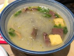金陵鸭血粉丝汤-弄堂小笼包(天津南开大悦城店)