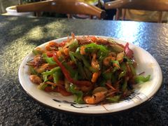 青椒炒虾-海韵人家.海景花园经典云南菜(双廊店)