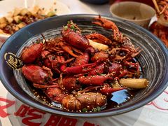 -肥肥虾庄·金牌油焖大虾(汉口城市广场店)