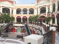 -佛罗伦萨小镇广佛名品奥特莱斯(疏港路店)