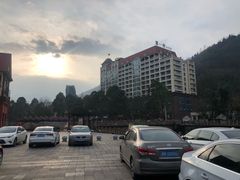 -花水湾第一村温泉大酒店