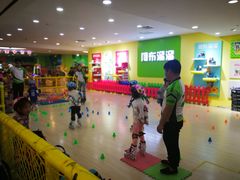 -阿布溜溜(同曦假日百货店)