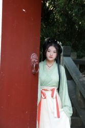 -彭彭的汉服体验馆(东湖林语店)