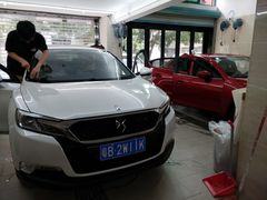 宽敞明亮的车间-美国龙膜官方授权店(龙冠罗湖店)