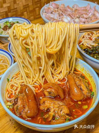 终于知道为什么高启强这么爱吃猪脚面了