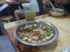 -覃肥叔桂林米粉(粮道街店)