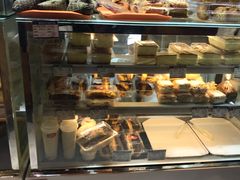 面包甜点陈列柜-白玉兰食品(甜云店)