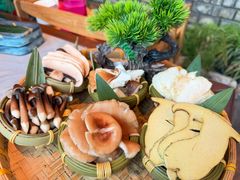 -慢丽江·云南野生菌土鸡锅(付家庄店)