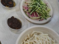 -黑八私房老北京炸酱面