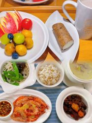 -臻康乃馨月子中心(集美店)