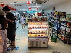 -全家便利店(杭州龙翔桥地铁站店)