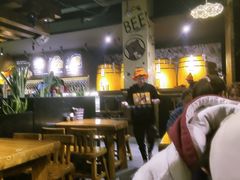 大堂-汉森熊啤酒屋(雨耕山店)