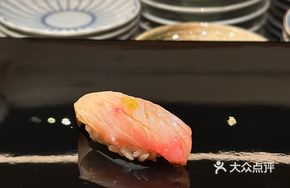 Red Seabream Sushi