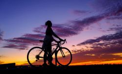 -亚太瑜伽普拉提学院