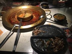 -哥老官重庆美蛙鱼头(宝山龙湖店)