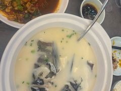 -浔味·山屿湖·正宗淳牌全鱼宴老字号