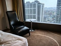 -上海虹桥西郊假日酒店