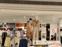 -优衣库(武汉国际广场店)