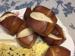 -汉柏麦香德国面包房(海信店)