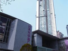 -日月光中心广场