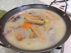 猪肚腐竹砂锅-古南都·老广东酒楼(龙江店)