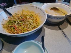 -有红鸡毛店·川菜(建设路店)