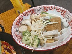 -馋虫重庆火锅(玉林南街店)
