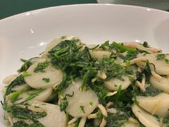 荠菜炒年糕-老吉堂上海本帮菜(望京万象汇店)