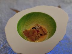 海胆鲜虾片-九献·创意菜(亮马河饭店)
